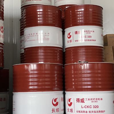 पारदर्शिता CKD320 गियर तेल उच्च किलोमीटर इंजन के लिए स्नेहक